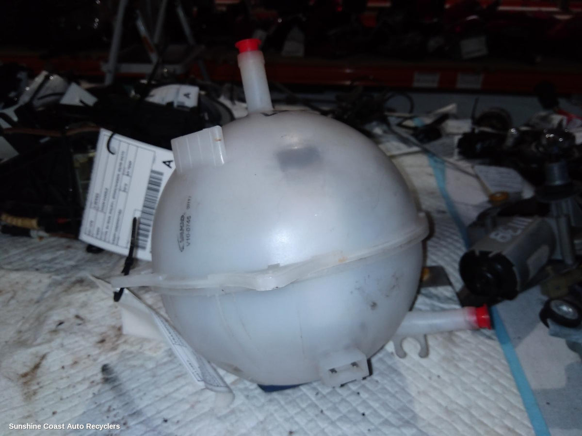 1992-2004 Volkswagen Transporter Overflow Bottle