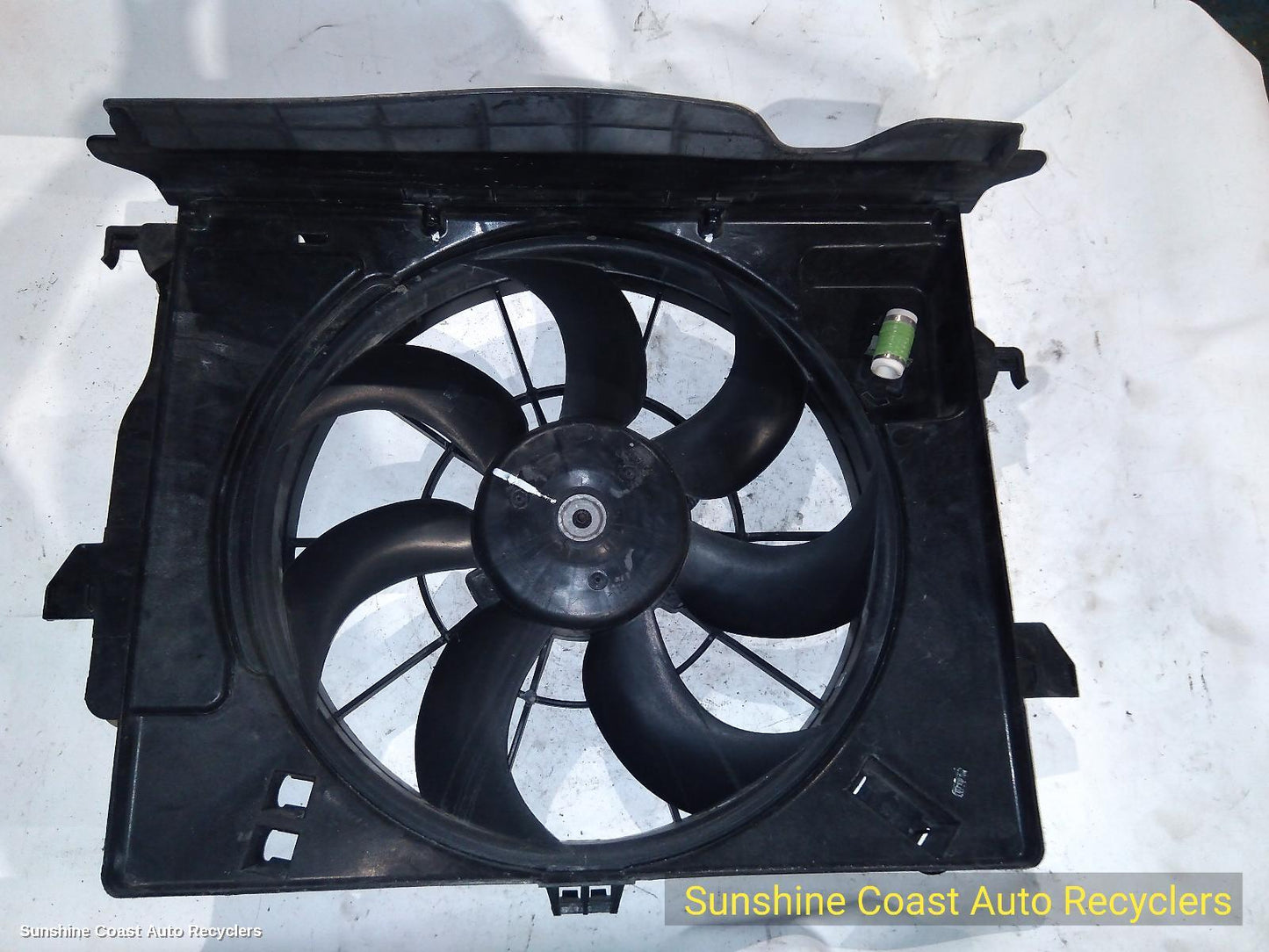 2011-2015 Hyundai Accent Fan