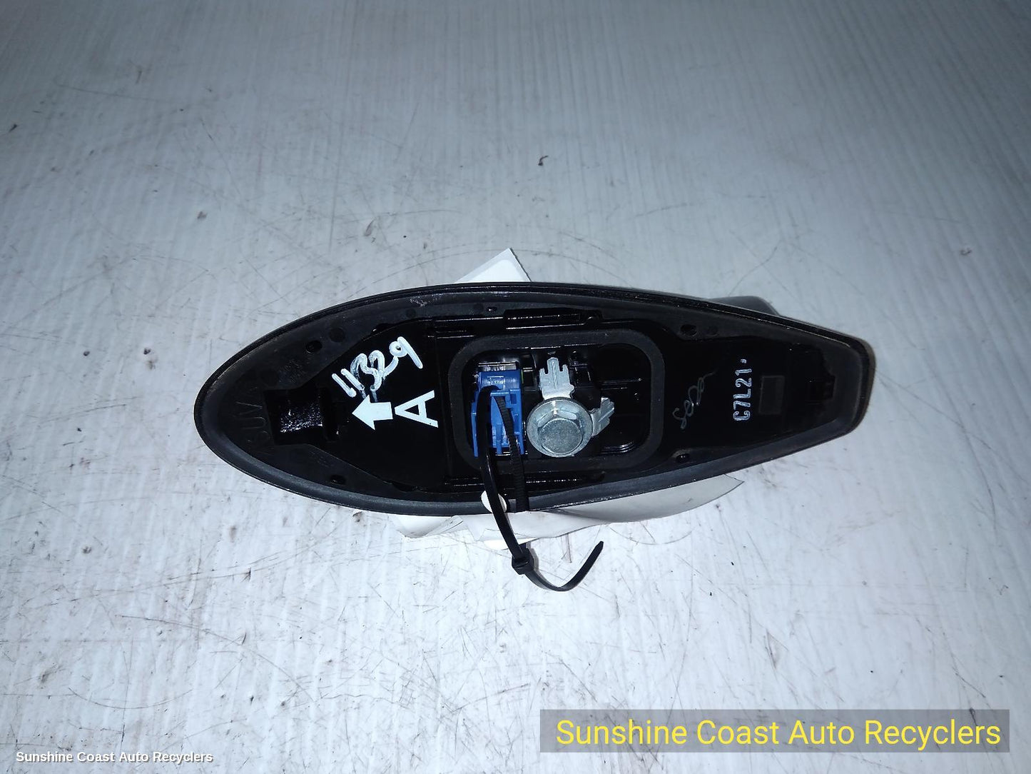 2011-2022 Lexus Ct200h Antenna