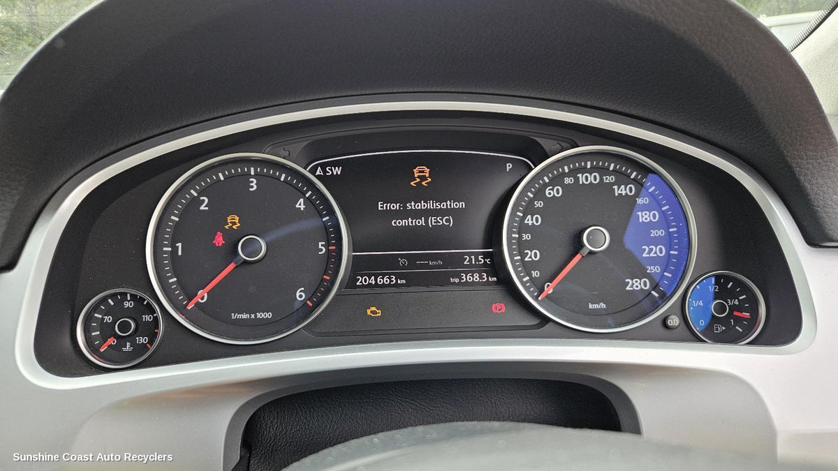 2010-2018 Volkswagen Touareg Instrument Cluster