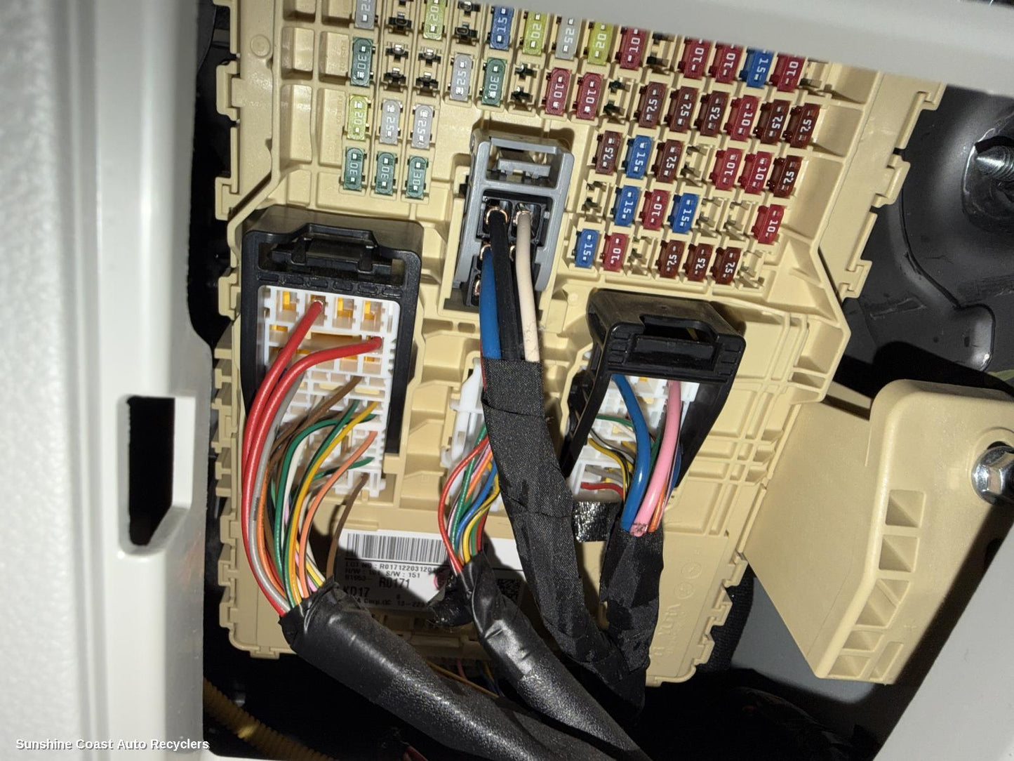 2020-2025 Kia Carnival/grand Carnival Fuse Box
