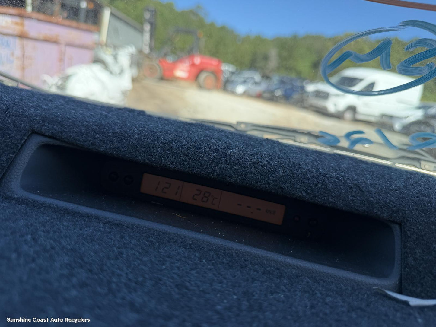 2004-2010 Suzuki Swift Clock