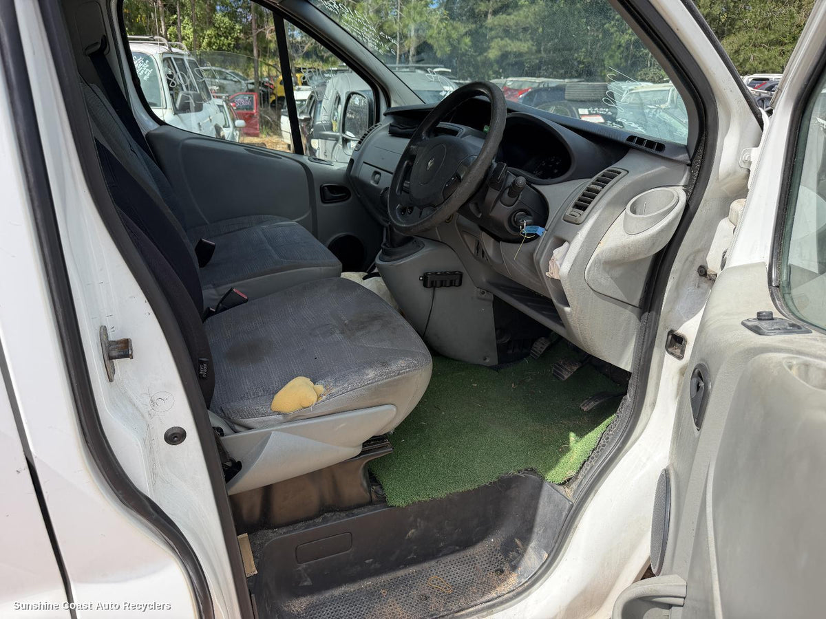 2004-2014 Renault Trafic Front Seat