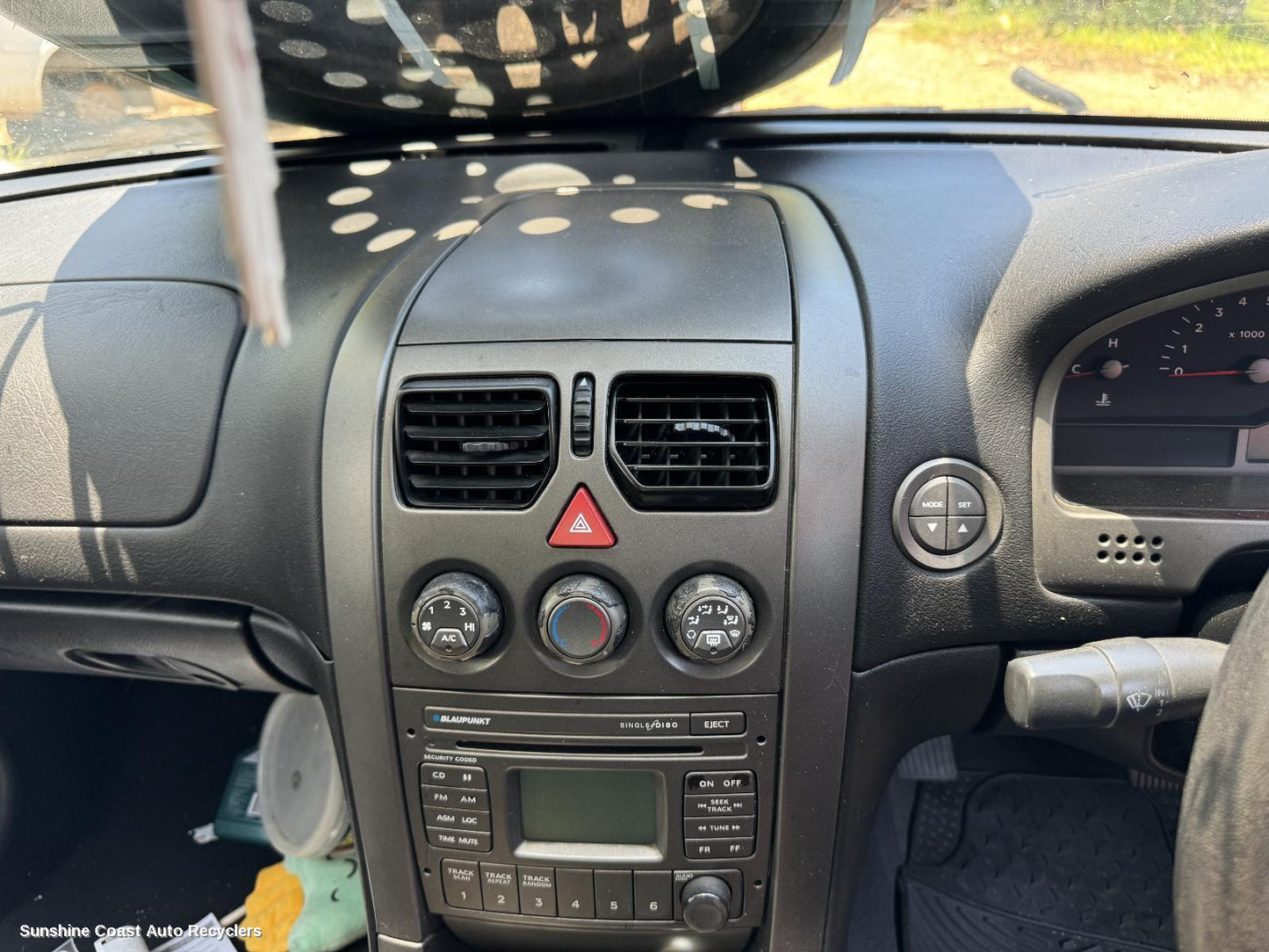 2004-2007 Holden Commodore Misc