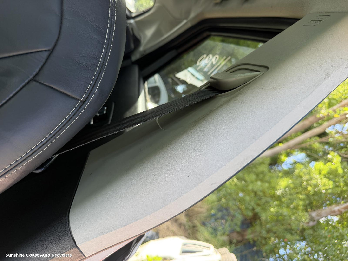 2007-2014 Nissan Dualis Seatbelt Stalk
