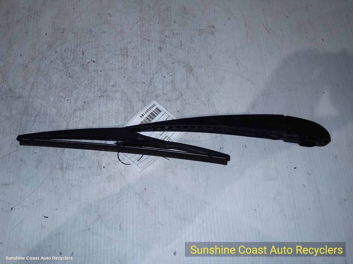 2007-2021 Toyota Landcruiser Wiper Arm