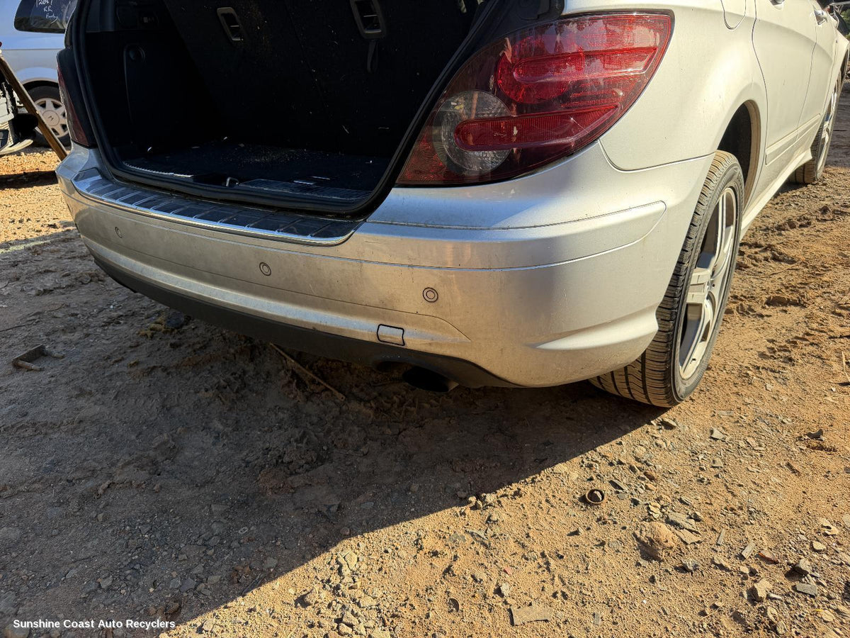2006-2010 Mercedes R Class Rear Bumper