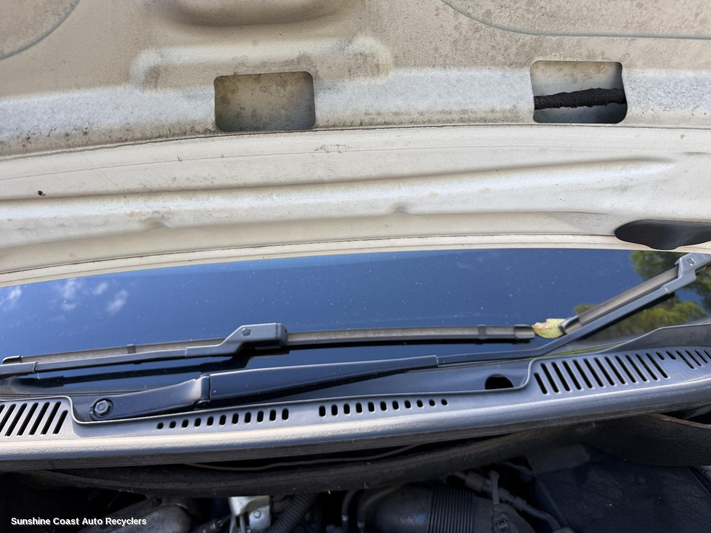 2010-2021 Volkswagen Caddy Wiper Arm