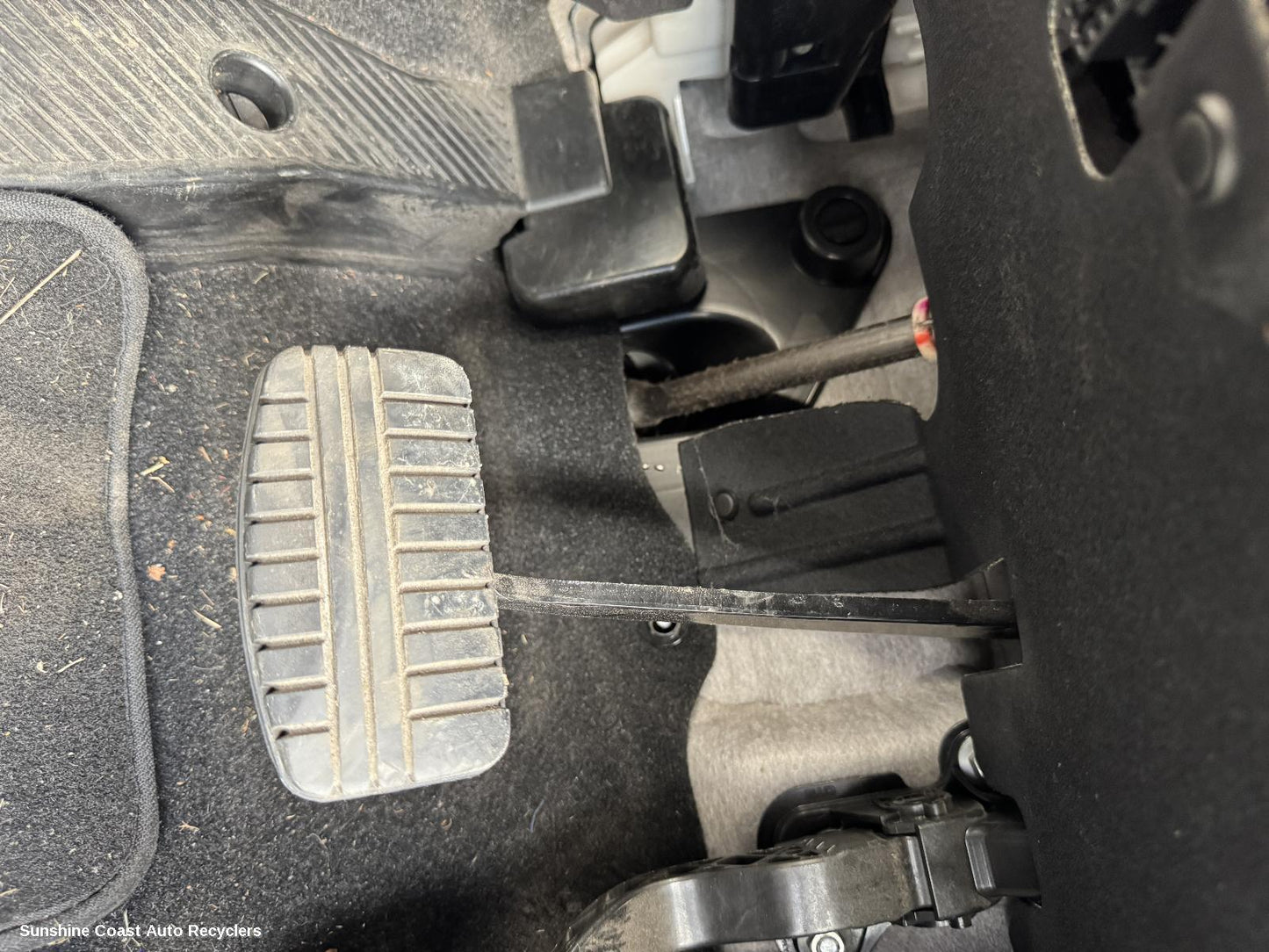 2010 Mitsubishi Outlander Pedal Assembly