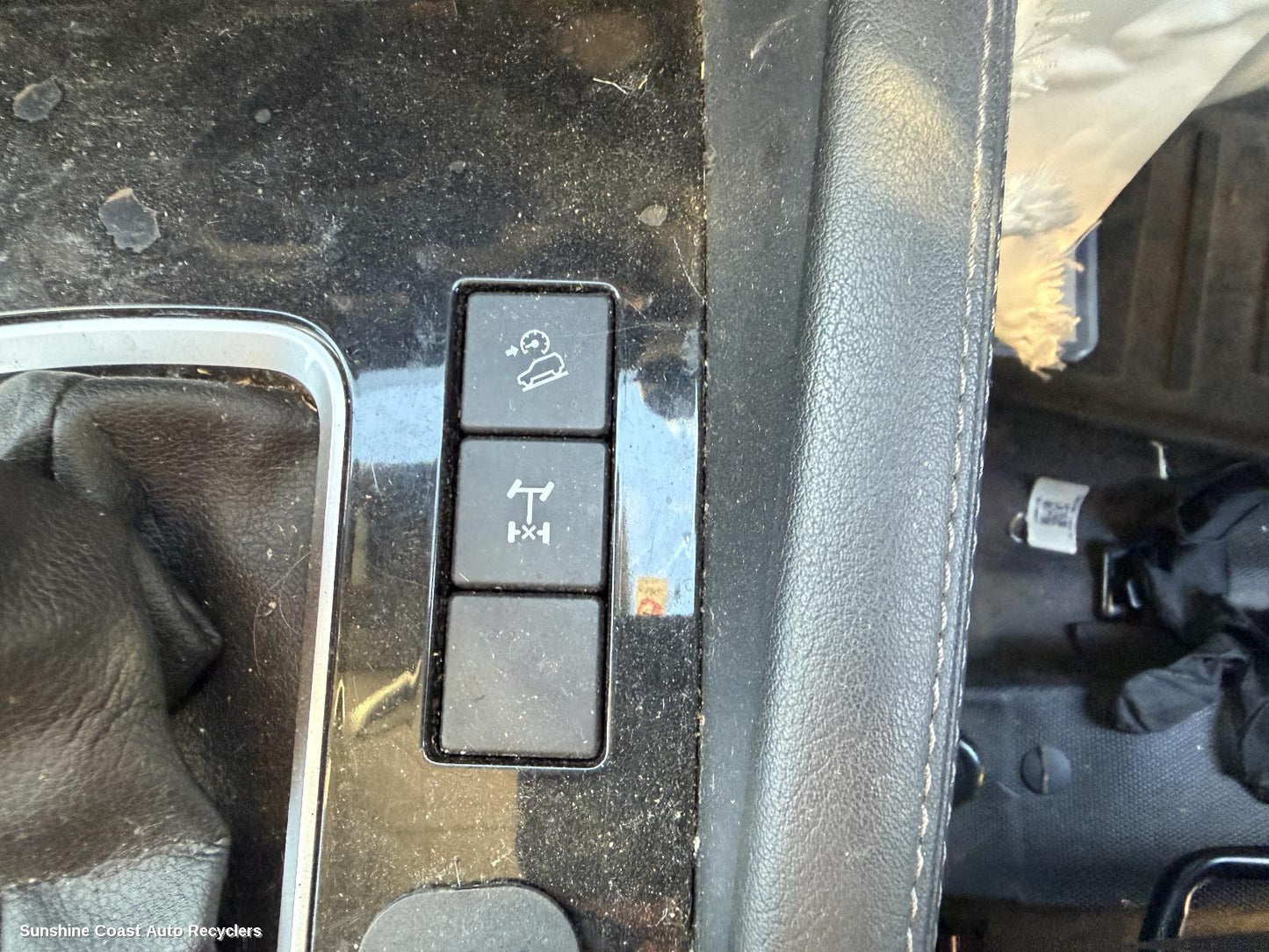 2020-2026 Mazda Bt50 Misc Switch Relay
