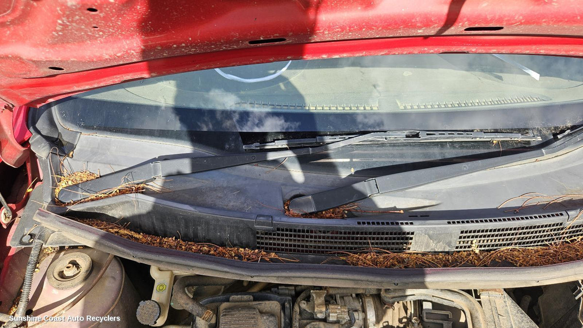 2010-2016 Nissan Micra Wiper Arm