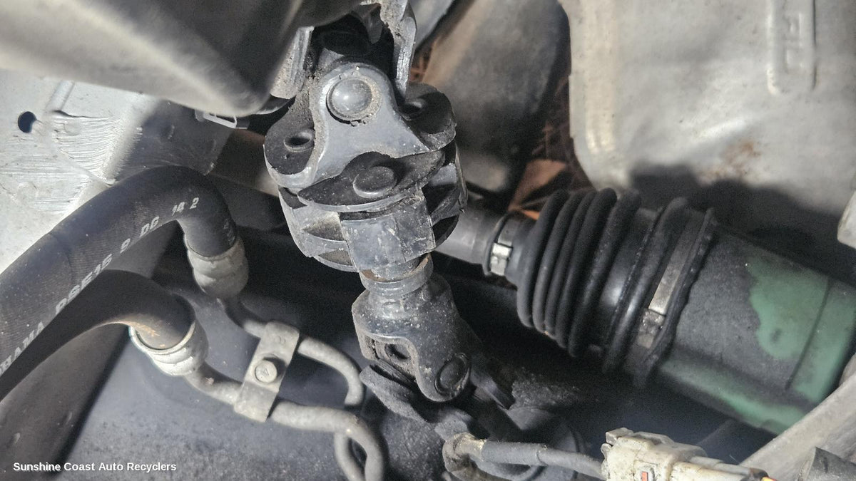 2002-2005 Subaru Impreza Steering Intermediate Shaft