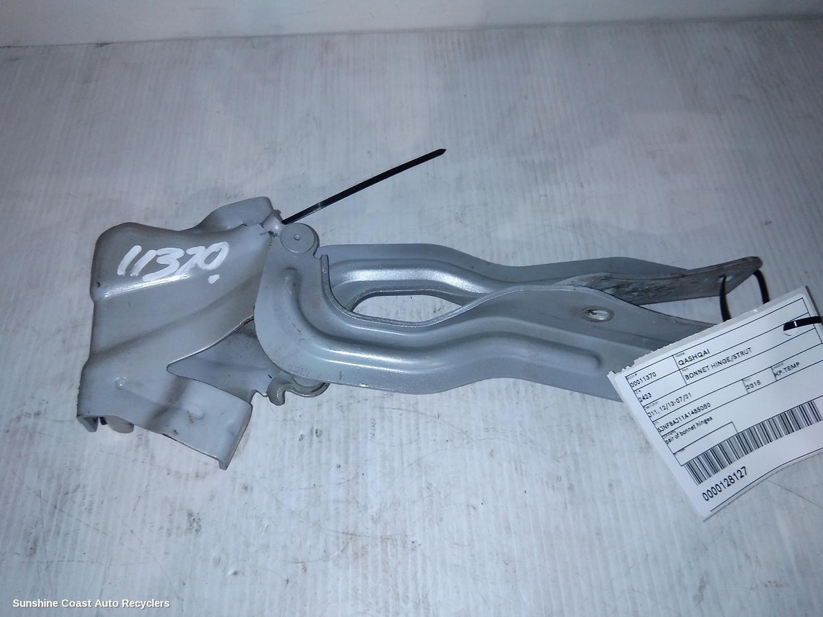 2013-2021 Nissan Qashqai Bonnet Hinge Strut