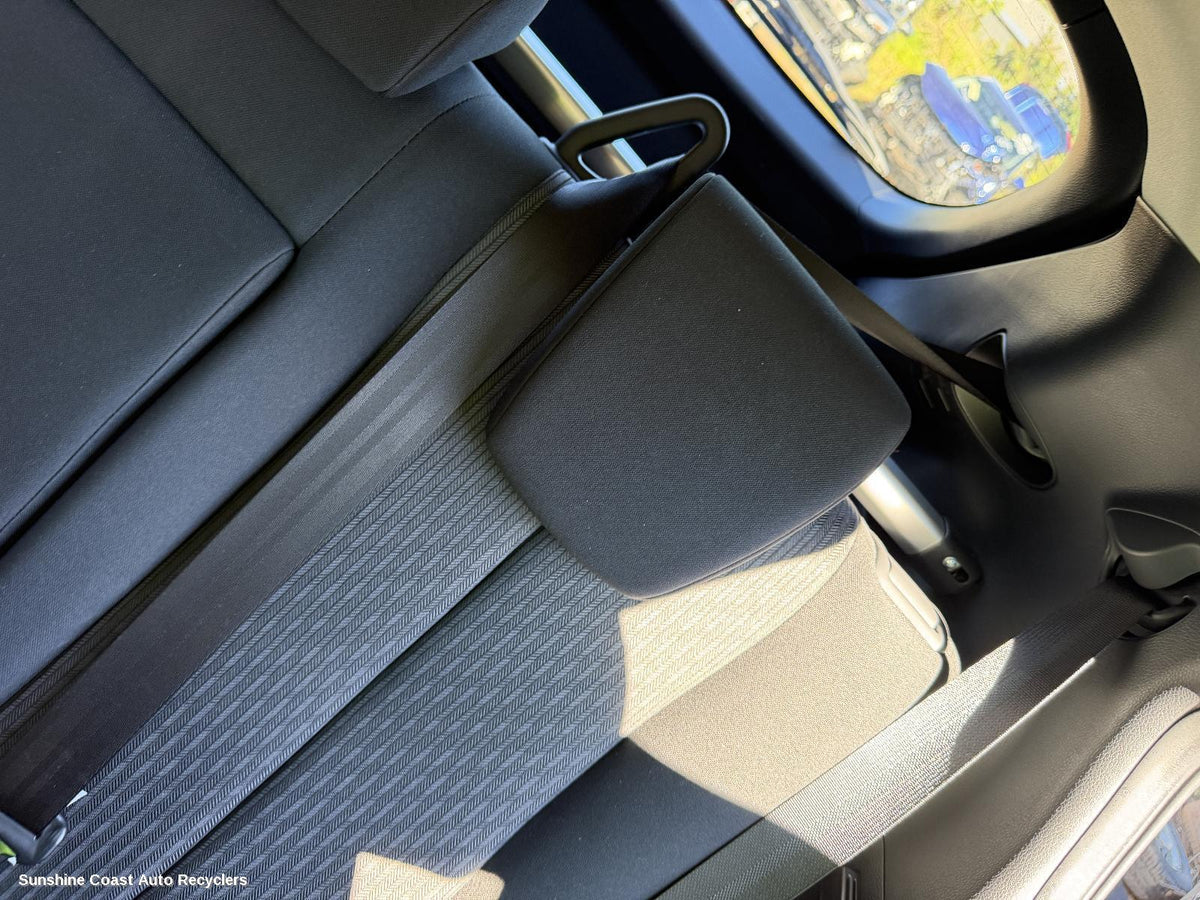 2020-2026 Mitsubishi Eclipse Cross Headrest