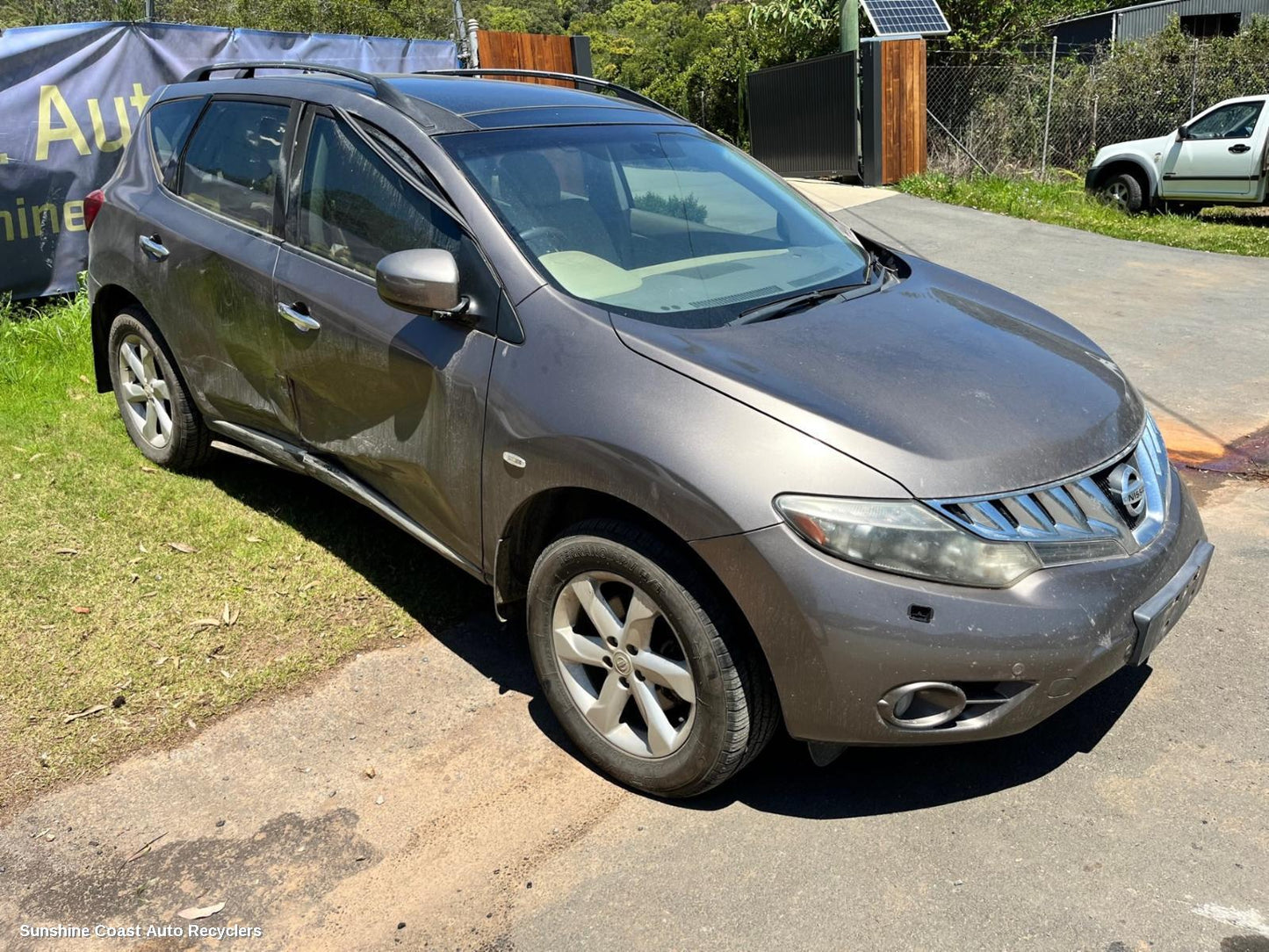 2010 Nissan Murano Right Guard
