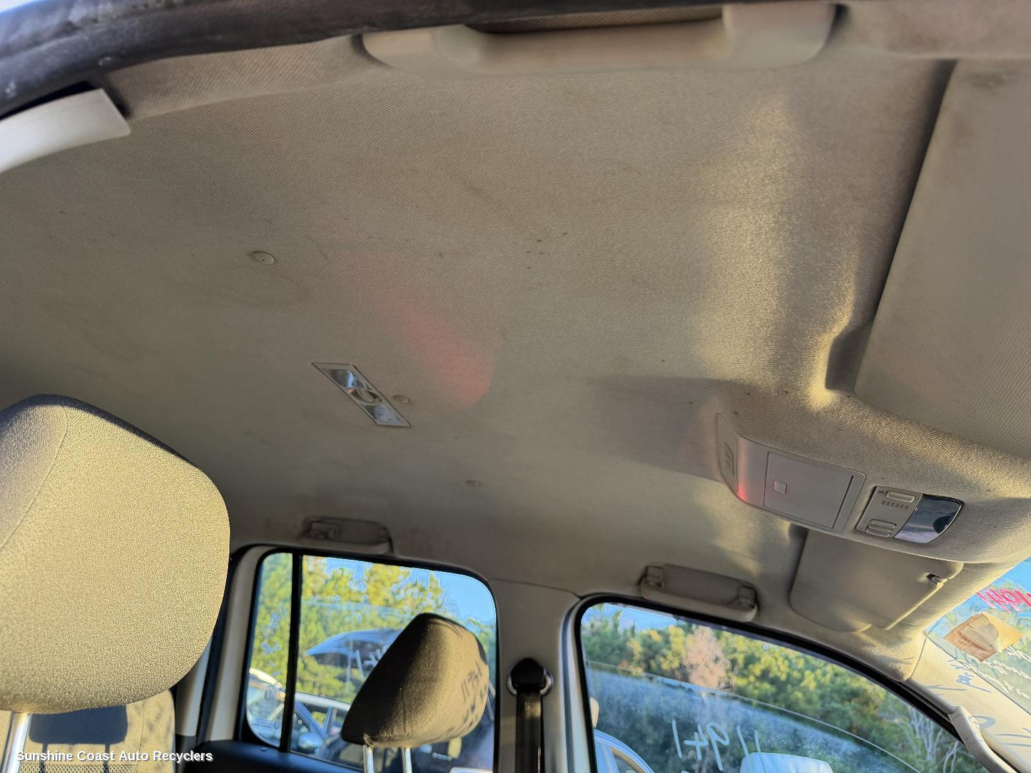 2011-2022 Volkswagen Amarok Hoodlining