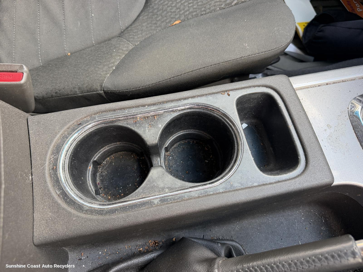 2005-2015 Nissan Navara Console