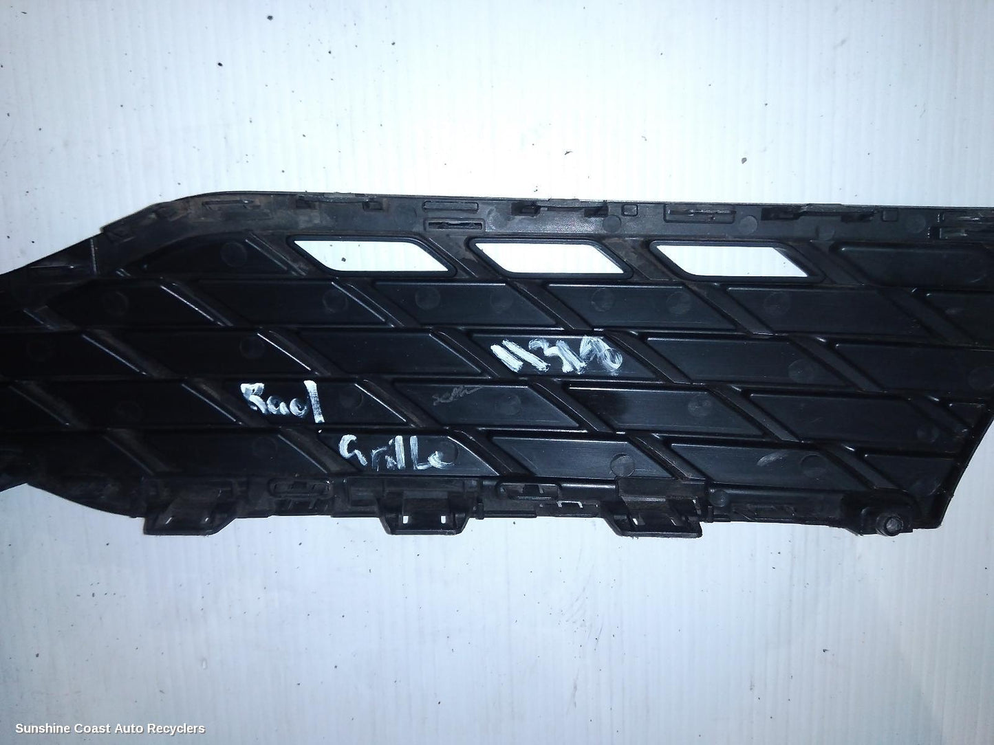 2018 Kia Rio Grille