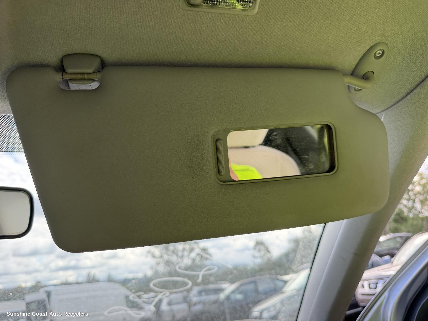 2001-2005 Ford Focus Sunvisor