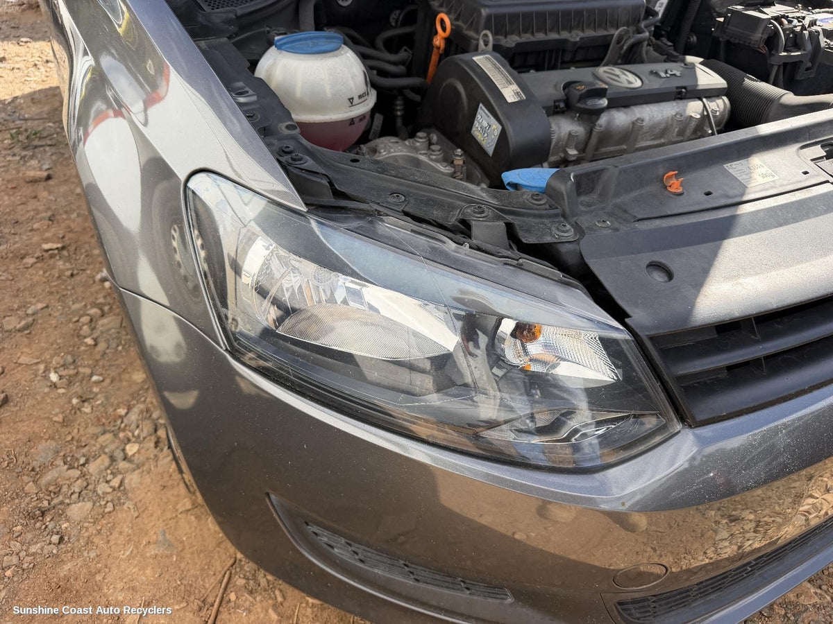 2010-2014 Volkswagen Polo Right Headlamp