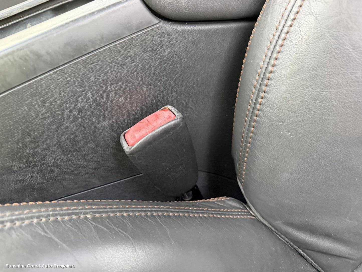2009-2017 Volvo Xc60 Seatbelt Stalk