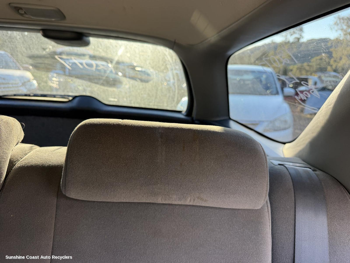 1997-2002 Toyota Camry Headrest