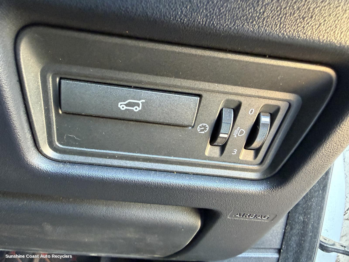2011-2019 Land Rover Rangerover Evoque Misc Switch Relay