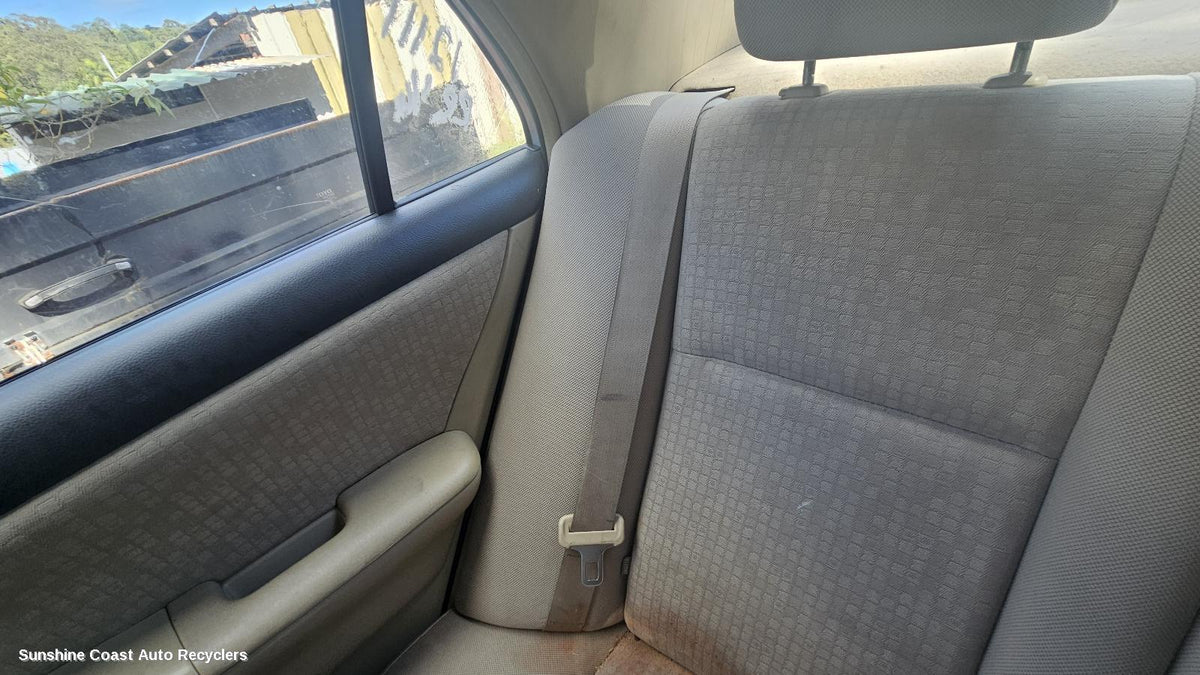 2001-2007 Toyota Corolla Seatbelt Stalk