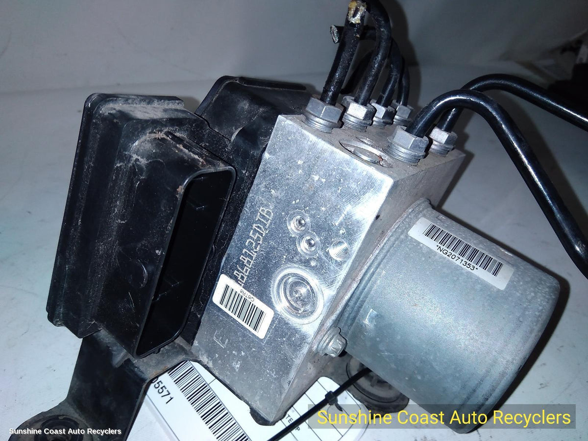 2012-2018 Audi Q3 Abs Pump Modulator
