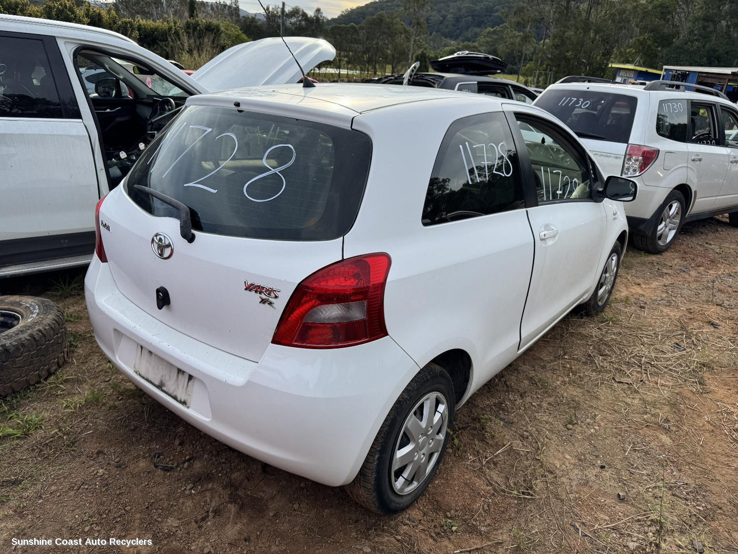 2006 Toyota Yaris Rear Bumper