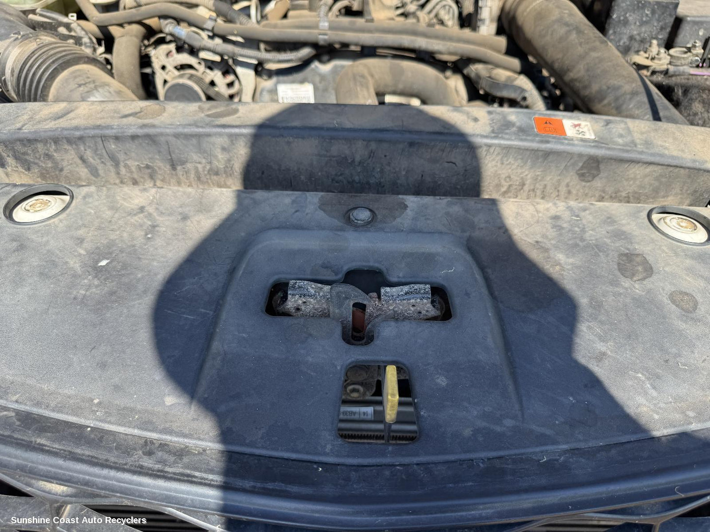 2011-2020 Mazda Bt50 Bonnet Lock Support