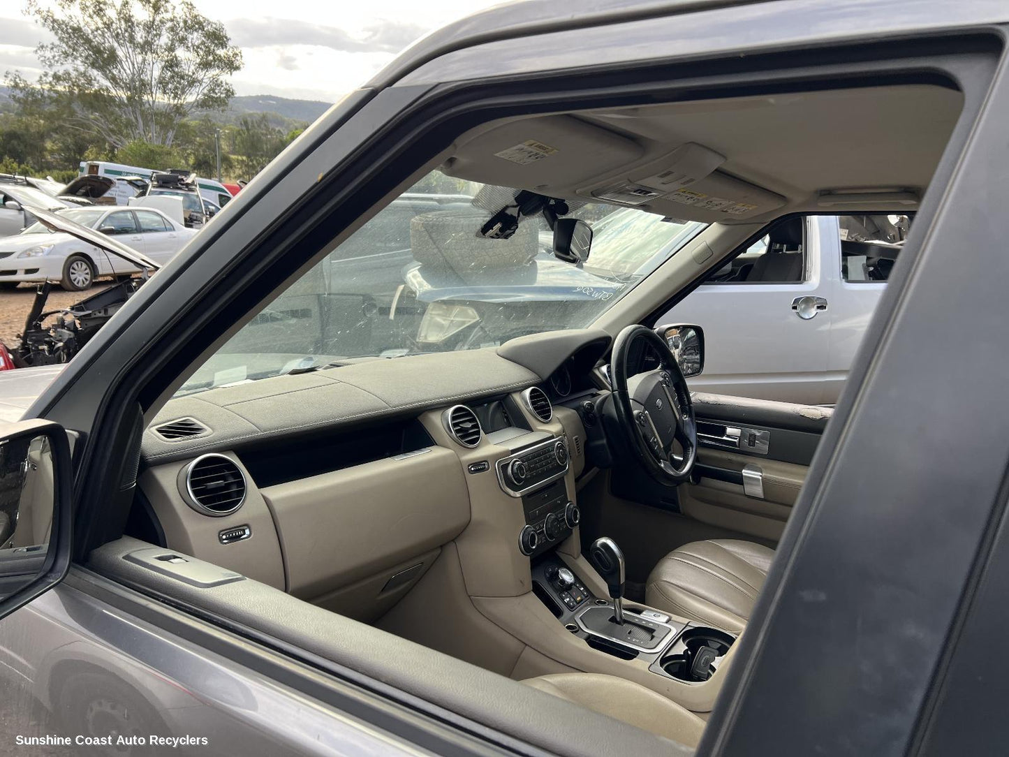 2009-2016 Land Rover Discovery Left Front Door Window