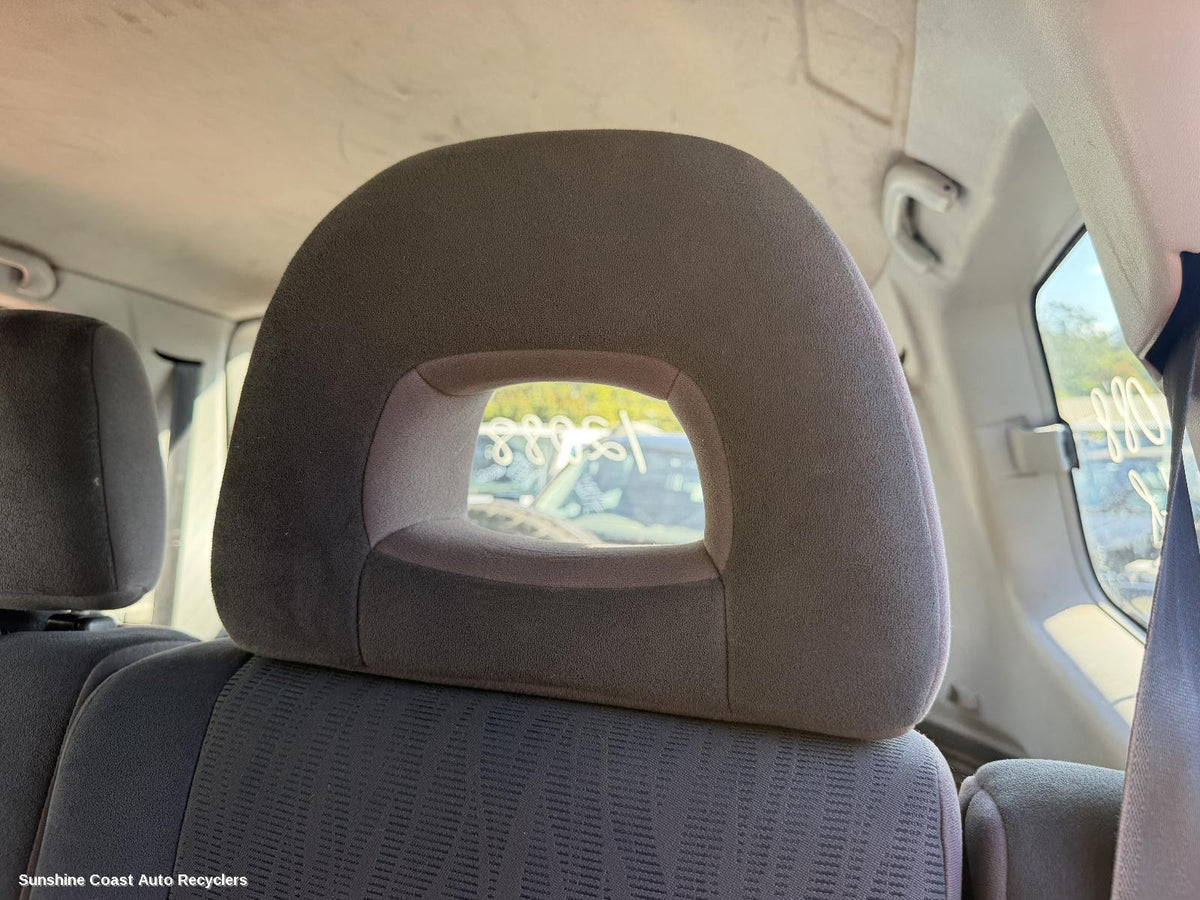 2000-2006 Mitsubishi Pajero Headrest