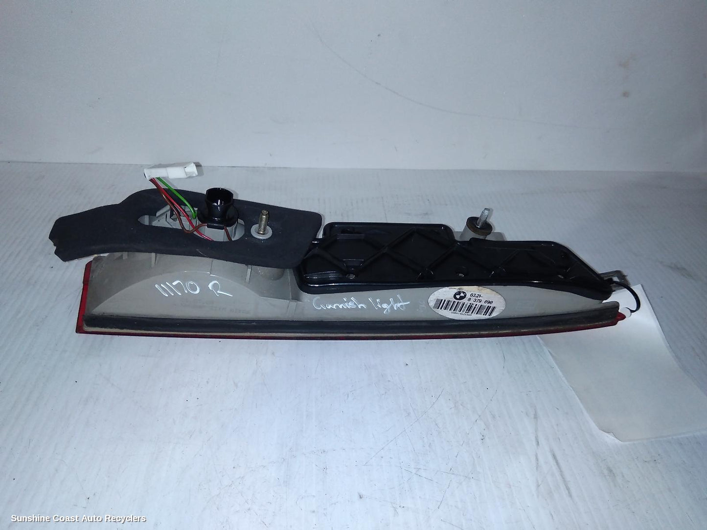 2003 Bmw 7 Series Rear Garnish