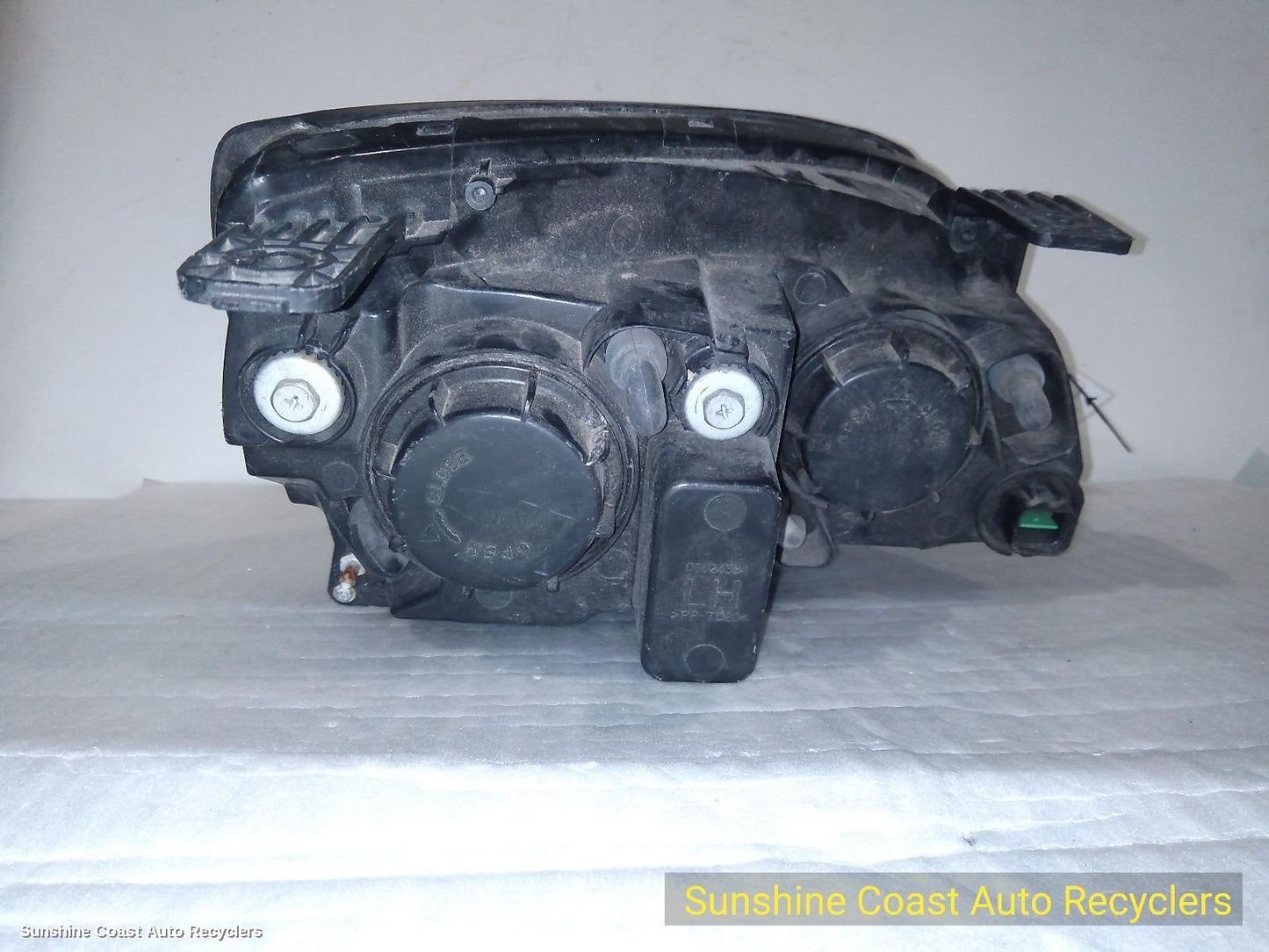 2011 Holden Captiva Left Headlamp