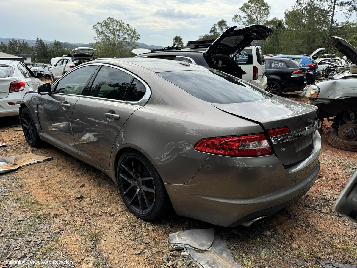 2008-2015 Jaguar Xf Wiper Motor