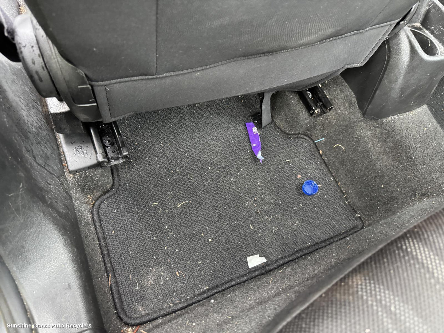 2013 Holden Barina Floor Mats