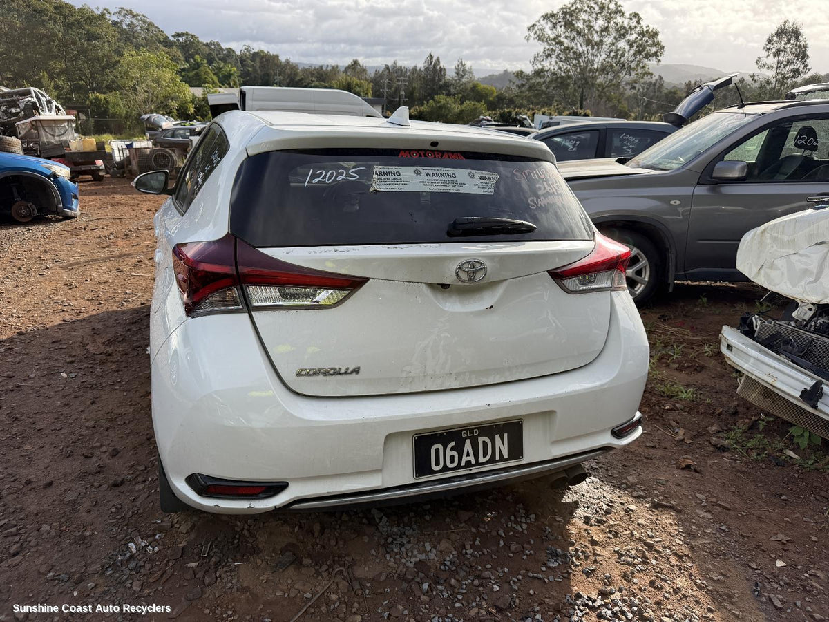 2012-2018 Toyota Corolla Headrest
