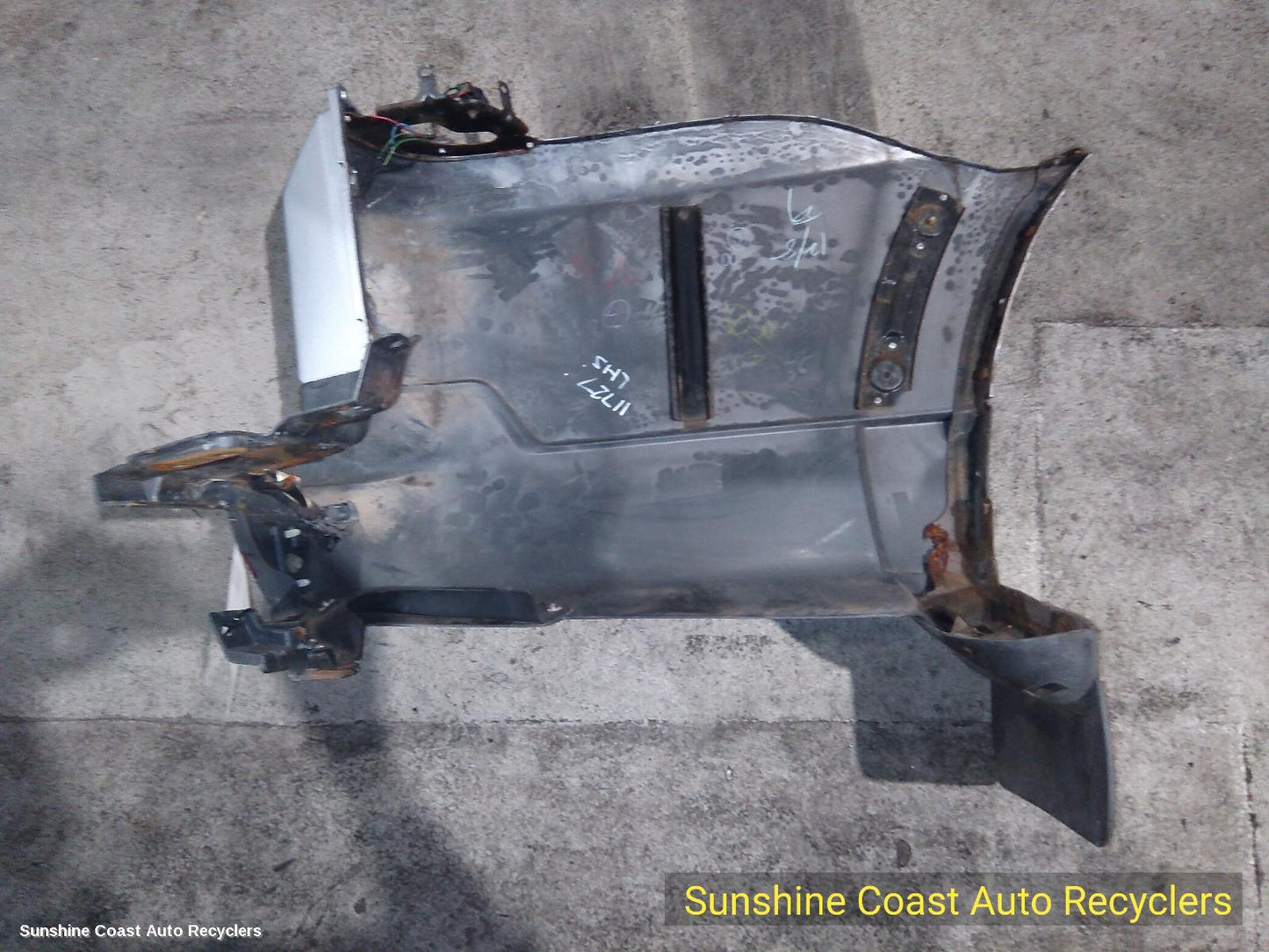 2007 Mitsubishi Pajero Rear Bumper