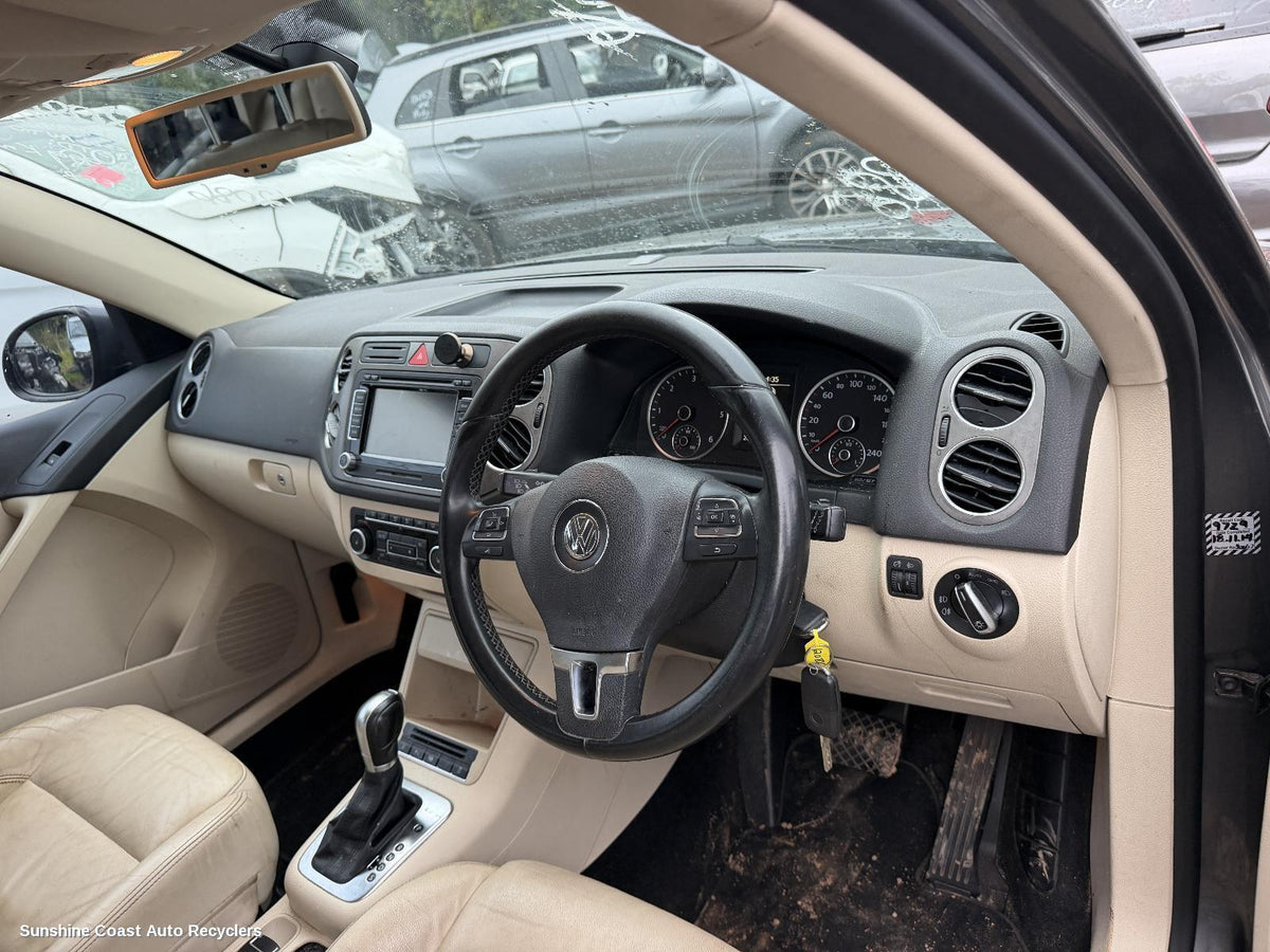 2008-2011 Volkswagen Tiguan Misc