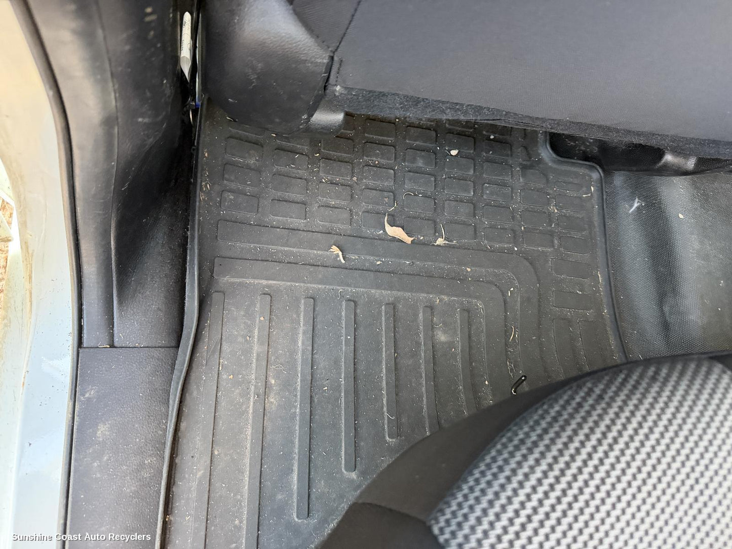 2020-2026 Mazda Bt50 Floor Mats