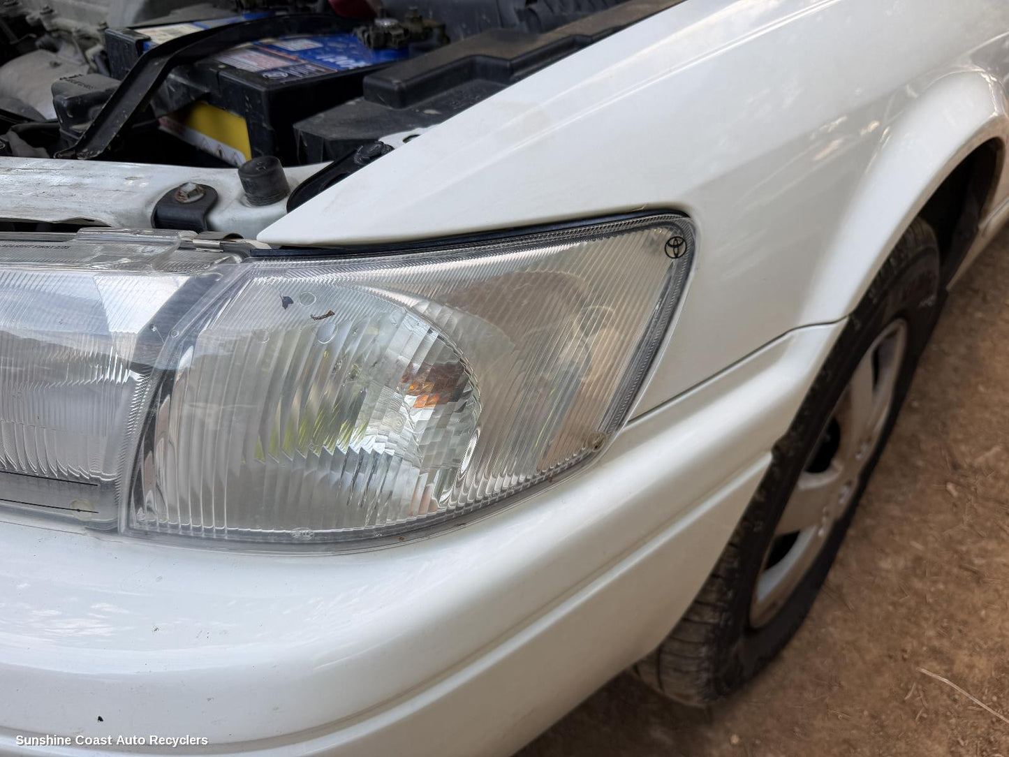 1997-2000 Toyota Camry Left Indicator Fog Side