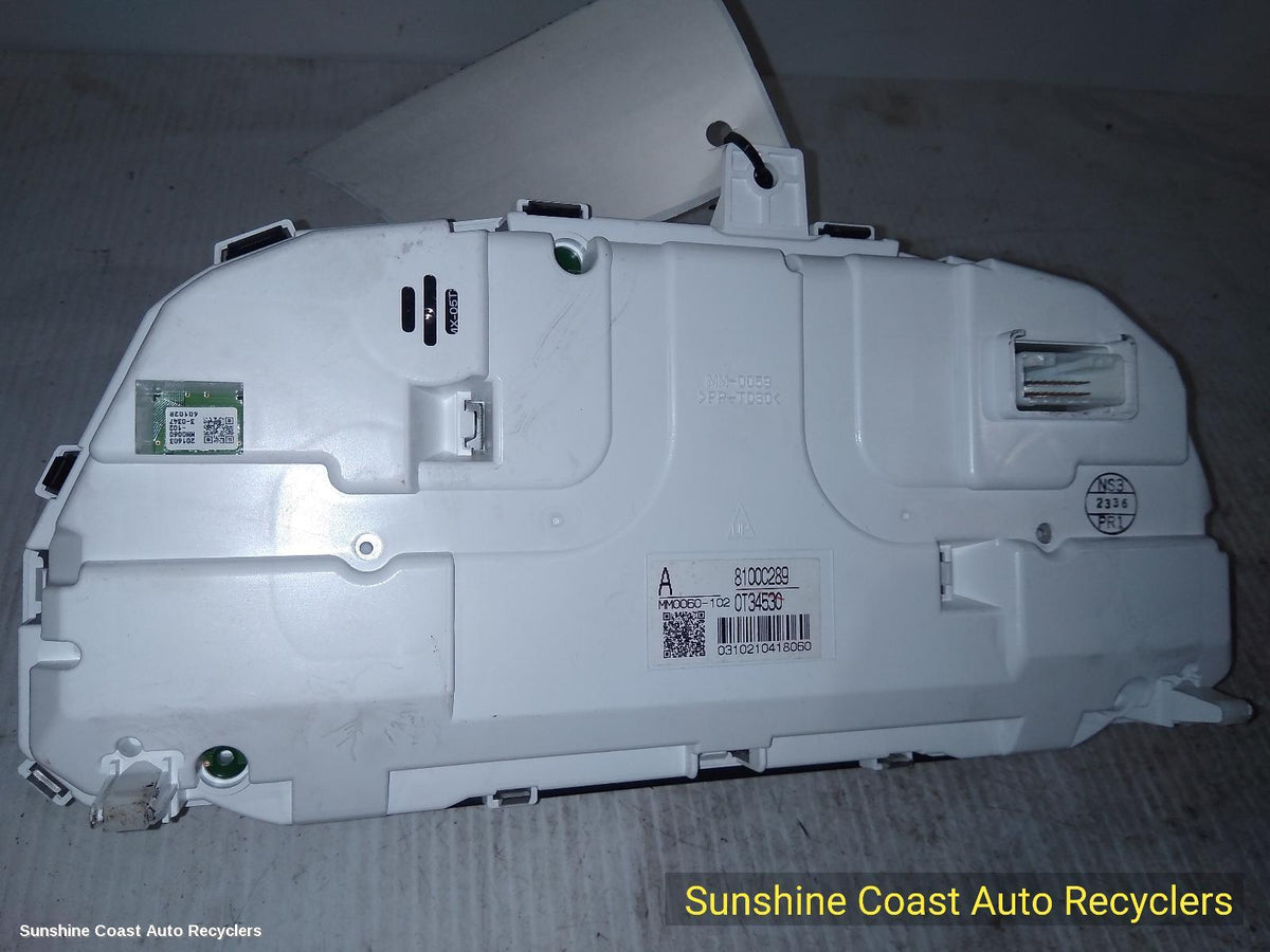 2012-2018 Mitsubishi Outlander Instrument Cluster