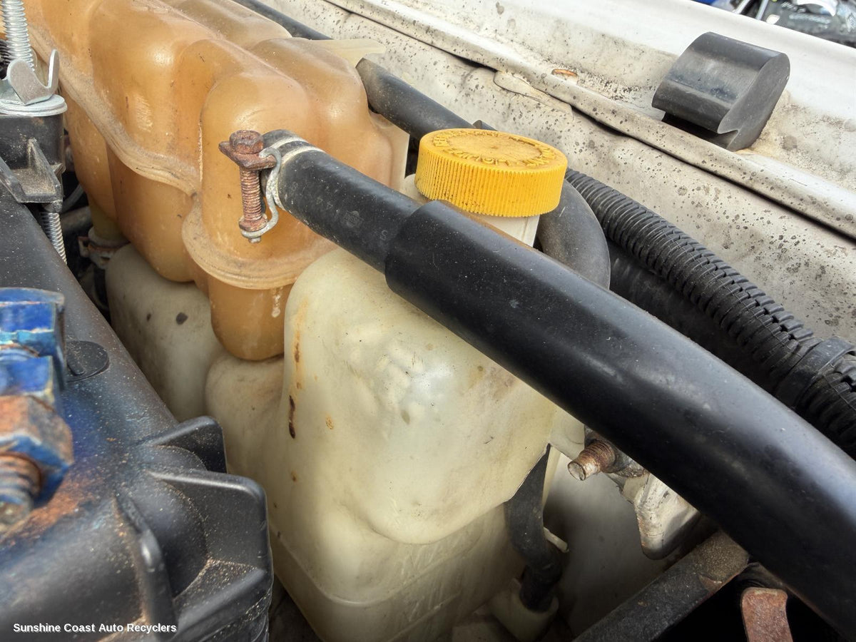 2000-2017 Nissan Patrol Overflow Bottle