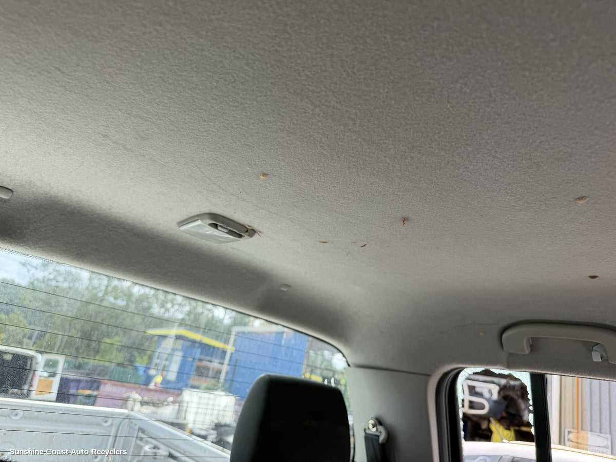 2005-2015 Nissan Navara Hoodlining