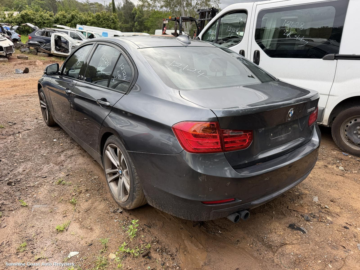 2011-2015 Bmw 3 Series Left Taillight
