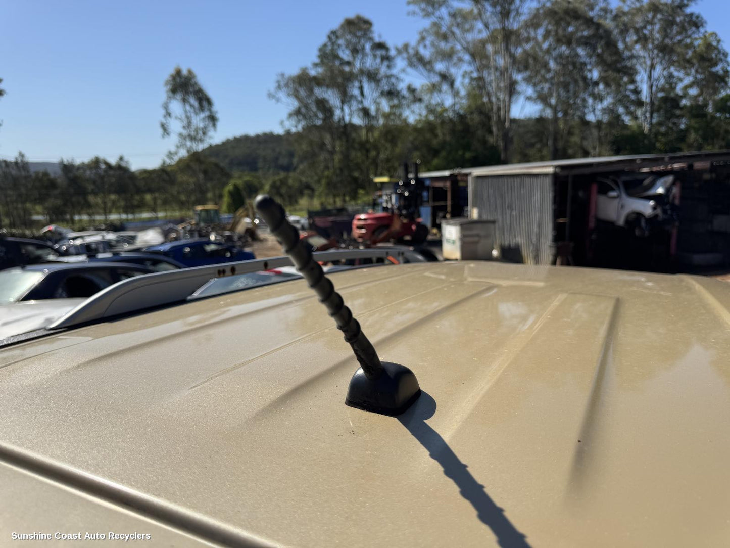 2014 Nissan Pathfinder Antenna