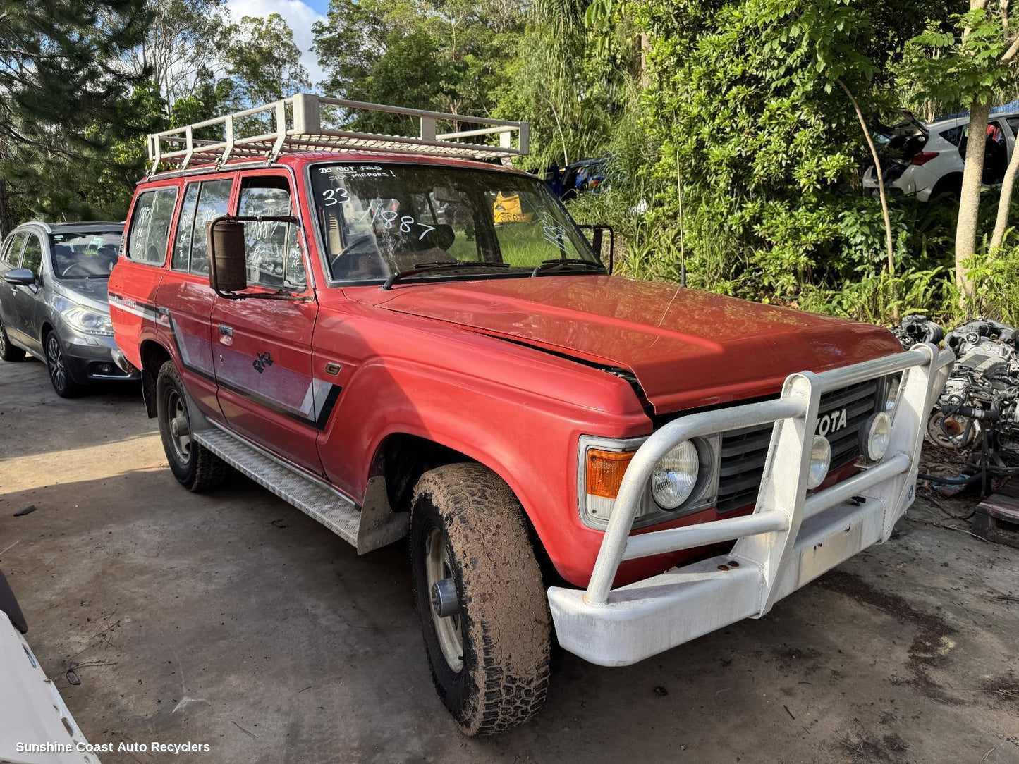 1980-1990 Toyota Landcruiser Right Rear 1 4 Door Glass