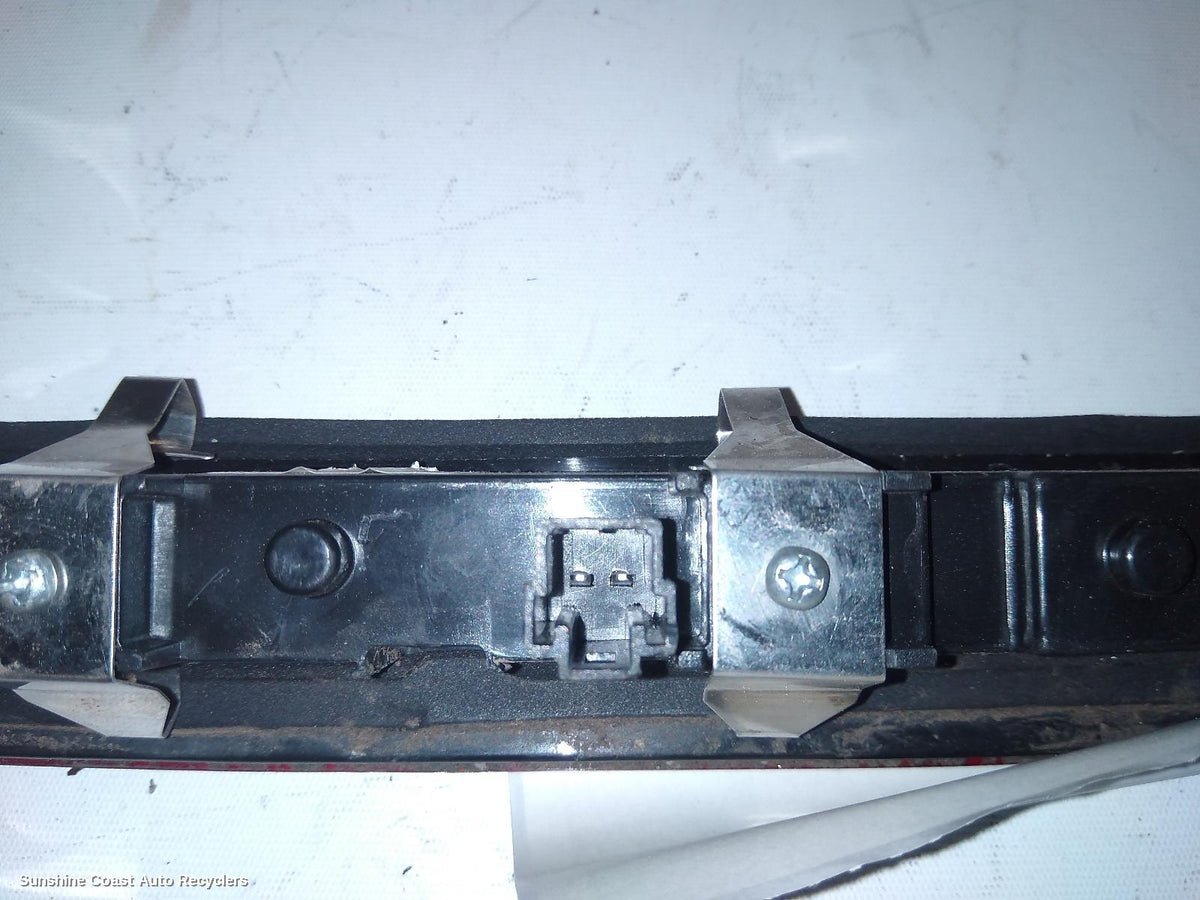 2017-2026 Ldv T60 High Level Stoplight