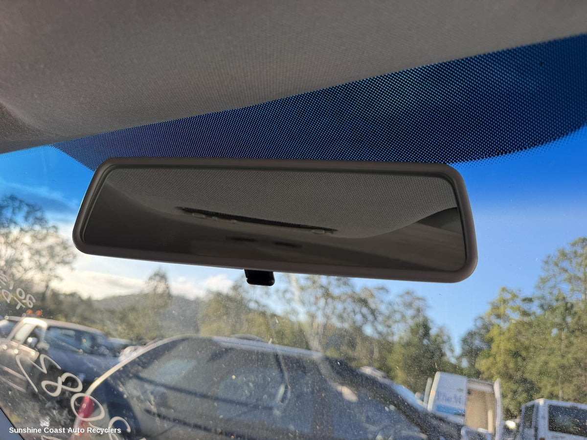 2010-2022 Volkswagen Amarok Interior Mirror
